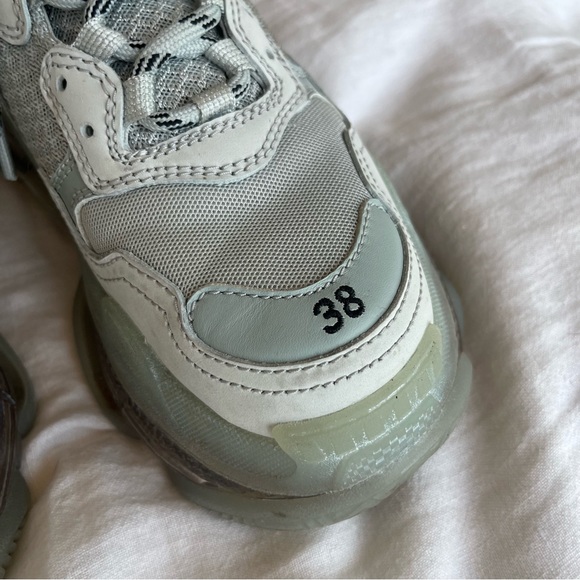 Balenciaga Triple S clear sole in sage gray/green | women’s size US 8/EU 38 - Picture 4 of 9